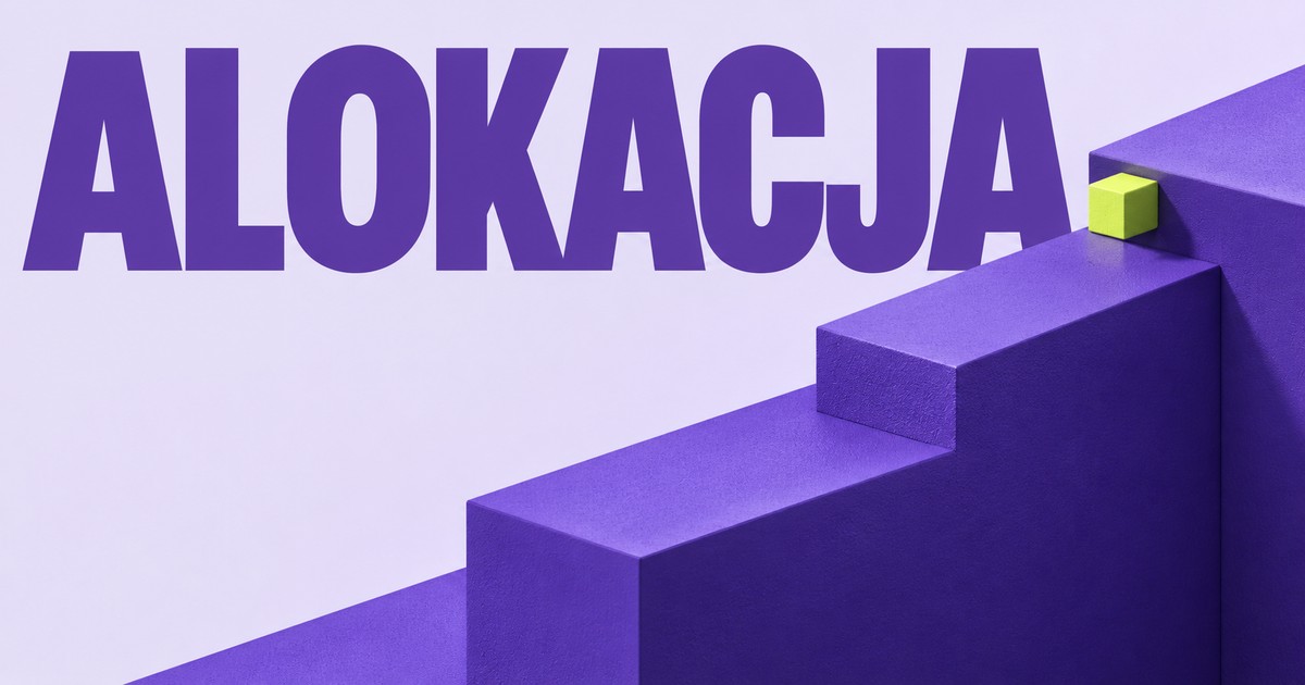Duży napis ALOKACJA oraz matowe bryły różnej wielkości w kolorach fioletu i cytrynowego akcentu.